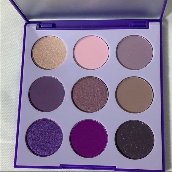 9L LAVENDAZE ARTISTRY PALETTE - Picture 6 of 6